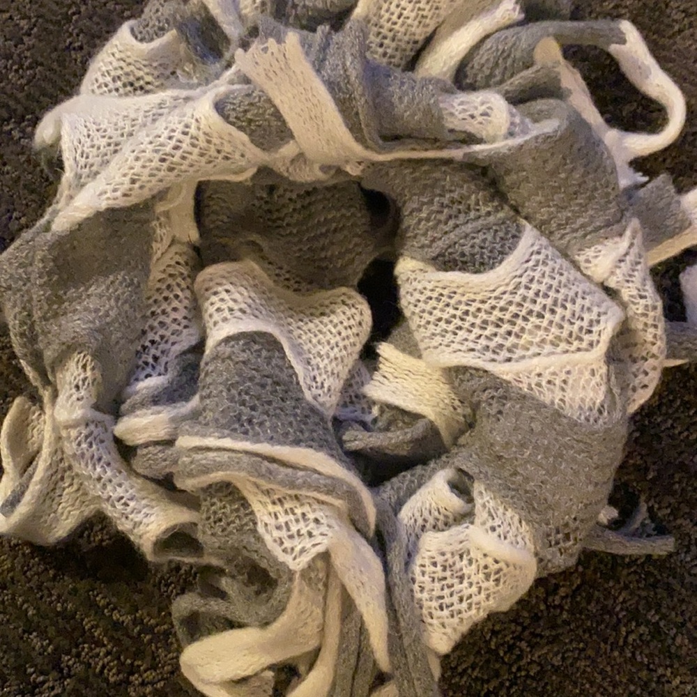 Infinity scarf